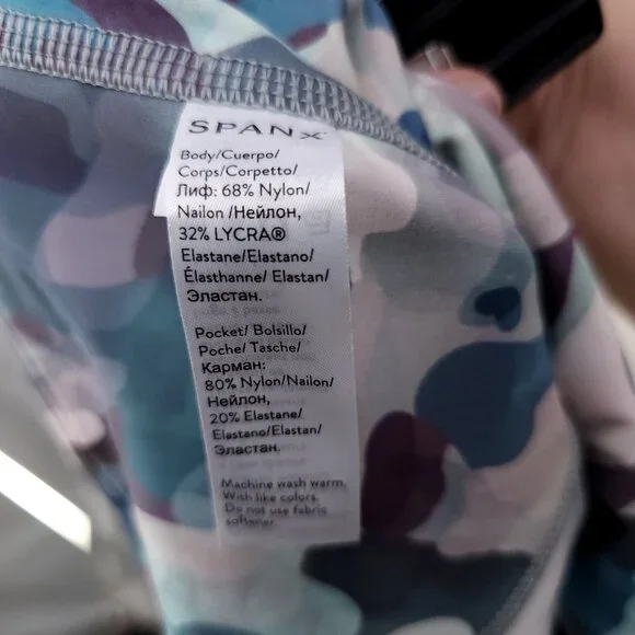 Spanx Legging Womens Small  7/8 Booty Boost Painted Camo Pink Active Yoga Pants - Picture 10 of 16